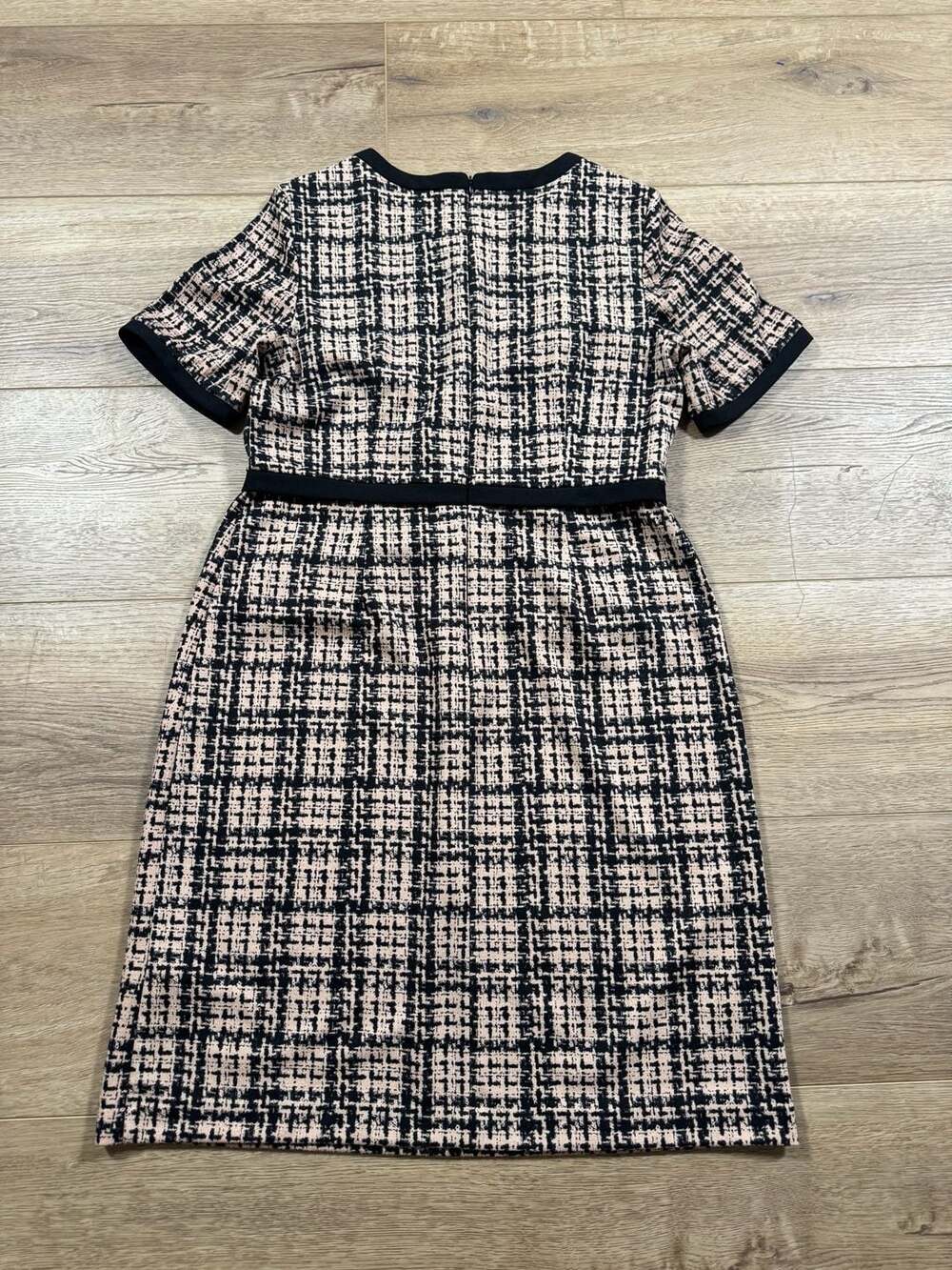 Shelby & Palmer Pink Black Plaid Tweed Sheath Dress Gold Button Trim Size 12 - Picture 14 of 16